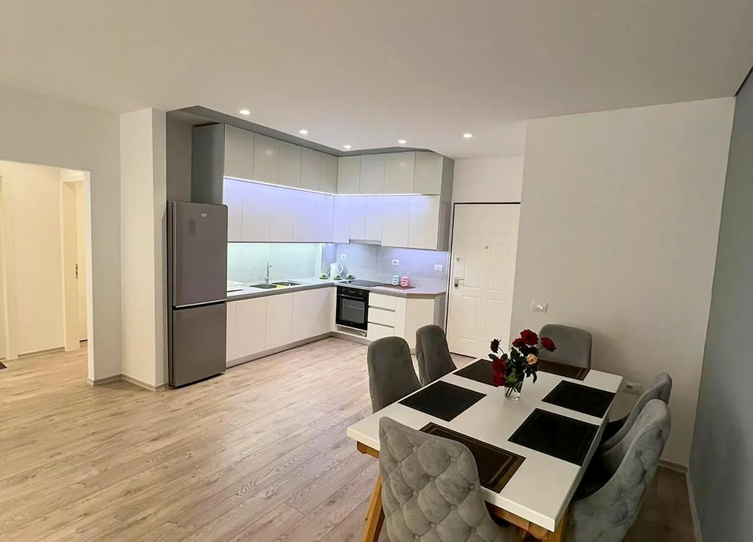 Ks Luxury Apartments Sarande